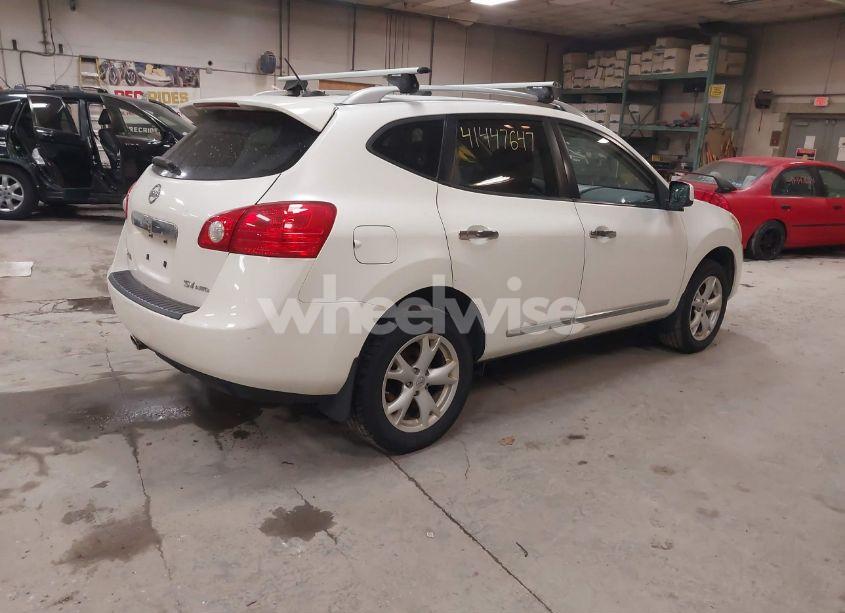 Photo 4 of 2011 Nissan Rogue SV (VIN JN8AS5MV0BW312731)