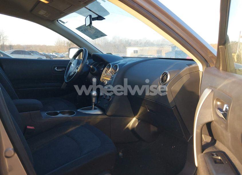 Photo 5 of 2011 Nissan Rogue S (VIN JN8AS5MV0BW665258)