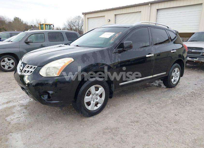 Photo 2 of 2011 Nissan Rogue SV (VIN JN8AS5MV0BW667124)