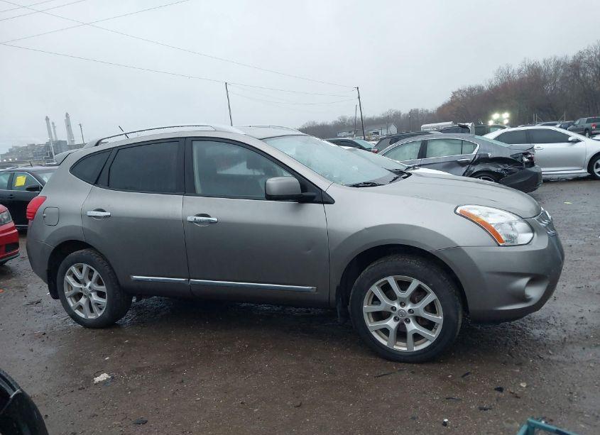 Photo 13 of 2011 Nissan Rogue SV (VIN JN8AS5MV0BW670413)