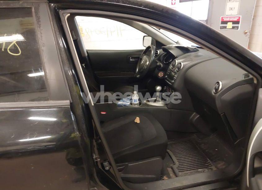 Photo 5 of 2012 Nissan Rogue S (VIN JN8AS5MV0CW375829)