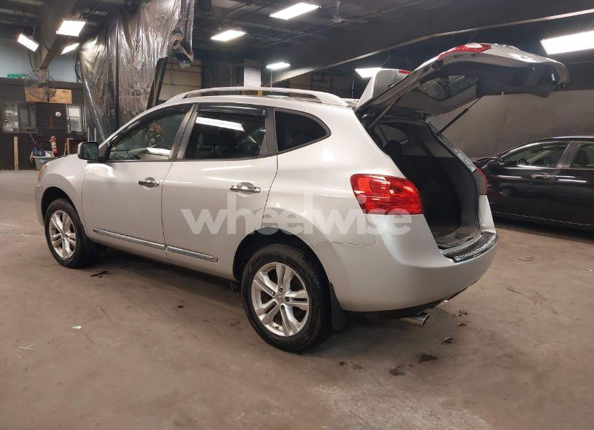 Photo 3 of 2012 Nissan Rogue SV (VIN JN8AS5MV0CW708093)