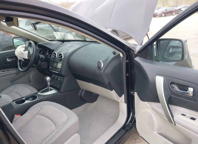 Photo 5 of 2013 Nissan Rogue SV (VIN JN8AS5MV0DW101449)