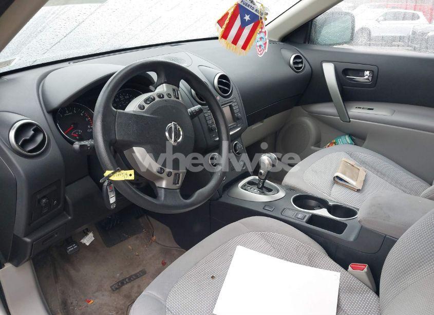 Photo 5 of 2013 Nissan Rogue SV (VIN JN8AS5MV0DW122950)