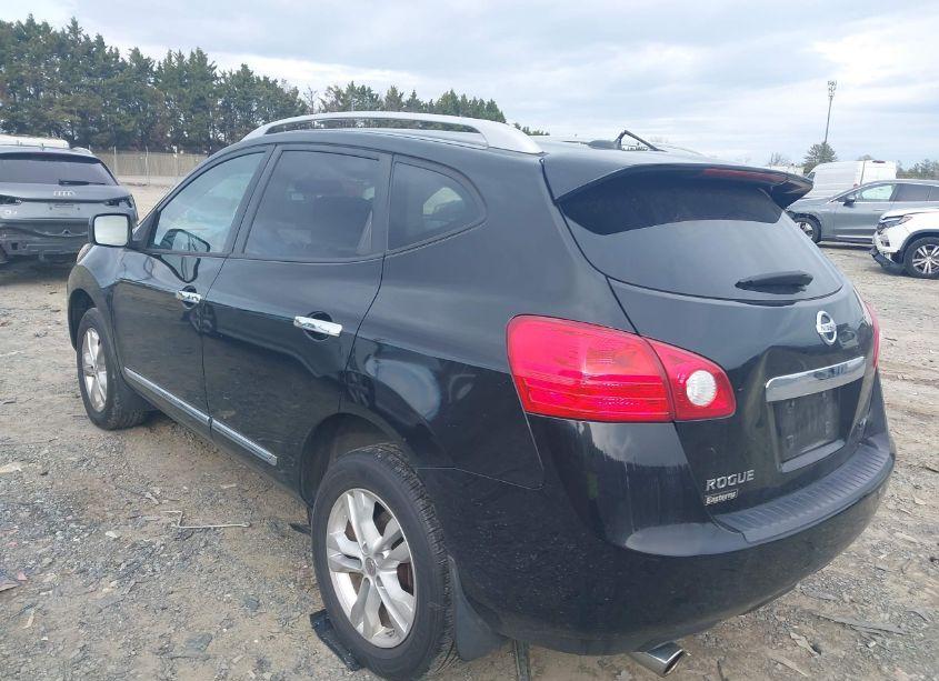 Photo 3 of 2013 Nissan Rogue SV (VIN JN8AS5MV0DW133916)