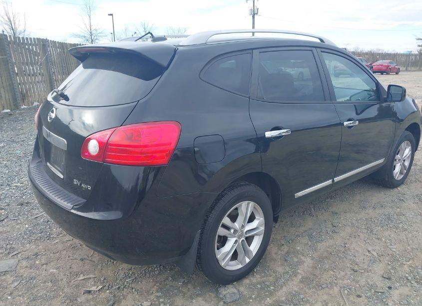 Photo 4 of 2013 Nissan Rogue SV (VIN JN8AS5MV0DW133916)