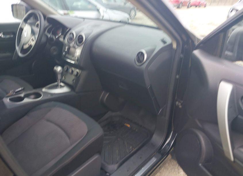 Photo 5 of 2013 Nissan Rogue SV (VIN JN8AS5MV0DW133916)