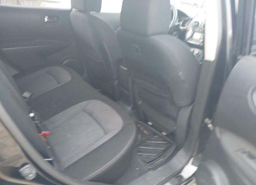 Photo 8 of 2013 Nissan Rogue SV (VIN JN8AS5MV0DW133916)