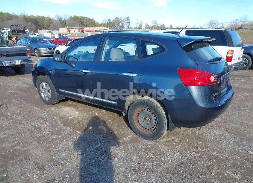 Photo 3 of 2013 Nissan Rogue S (VIN JN8AS5MV0DW135844)