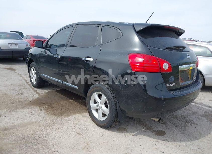 Photo 3 of 2013 Nissan Rogue S (VIN JN8AS5MV0DW151350)