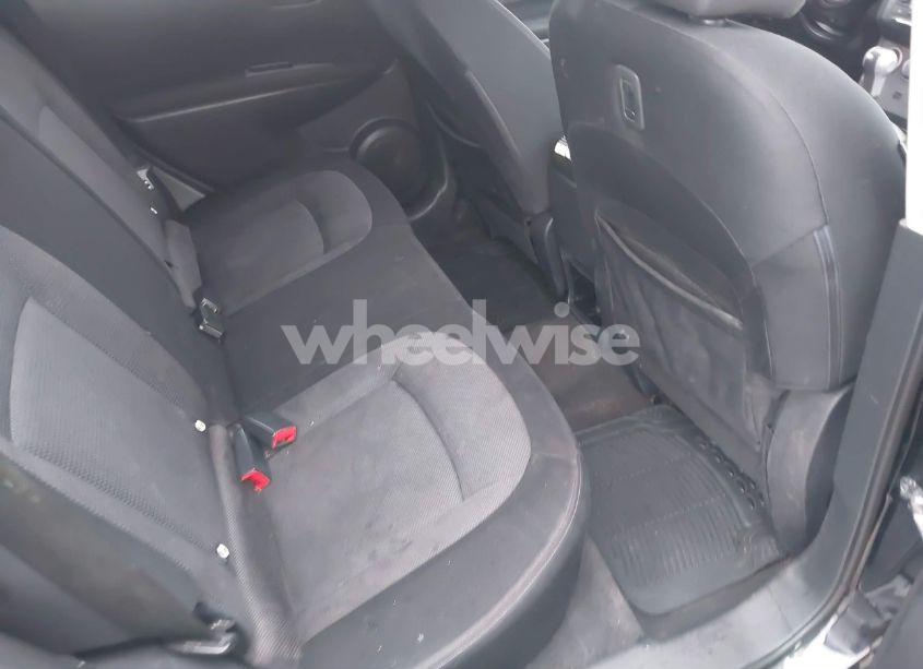 Photo 8 of 2013 Nissan Rogue SV (VIN JN8AS5MV0DW600865)