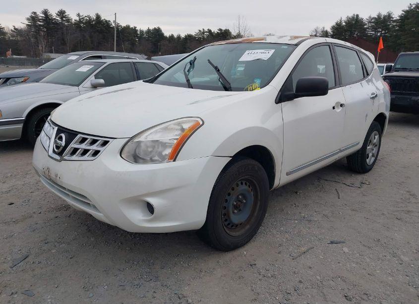 Photo 2 of 2013 Nissan Rogue S (VIN JN8AS5MV0DW632764)