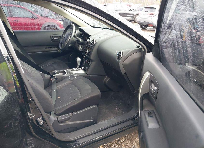 Photo 5 of 2013 Nissan Rogue S (VIN JN8AS5MV0DW632795)