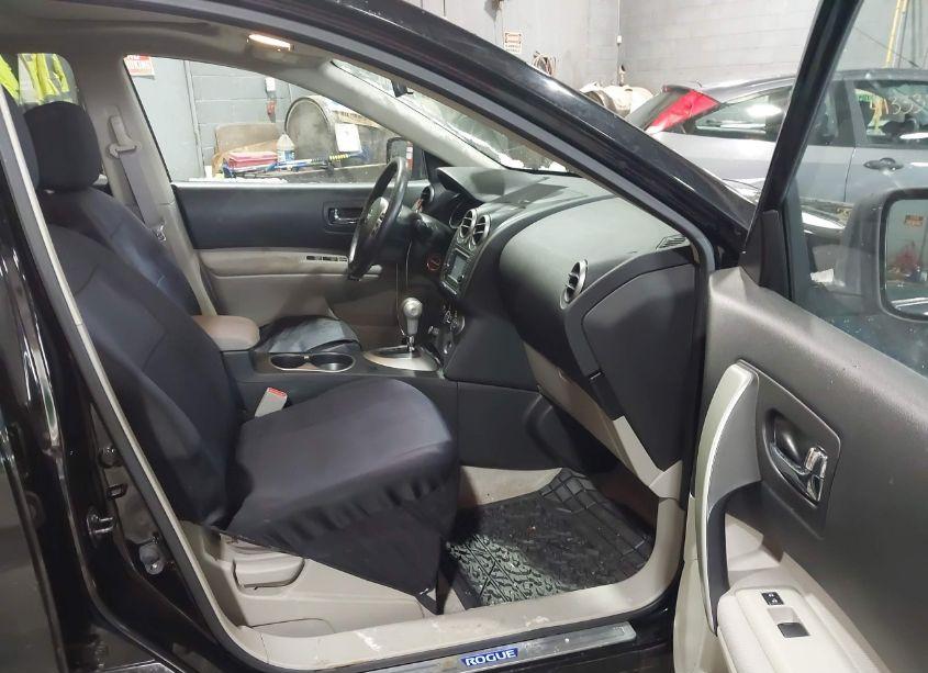 Photo 5 of 2013 Nissan Rogue SV (VIN JN8AS5MV0DW639746)