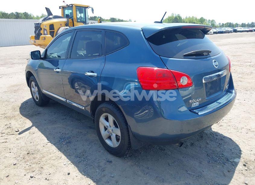 Photo 3 of 2013 Nissan Rogue S (VIN JN8AS5MV0DW652237)