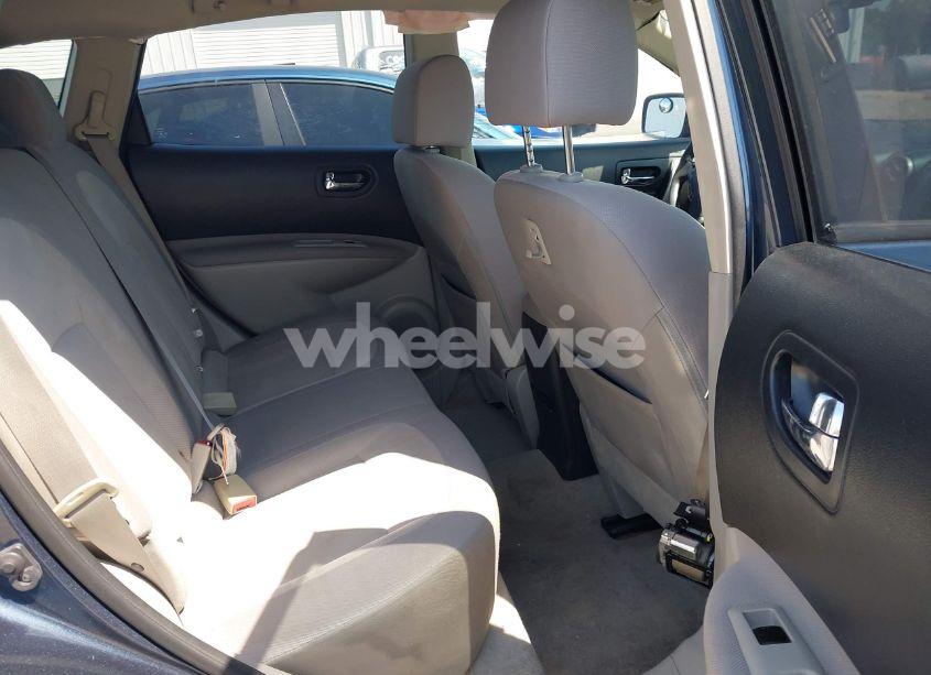 Photo 8 of 2013 Nissan Rogue S (VIN JN8AS5MV0DW652237)