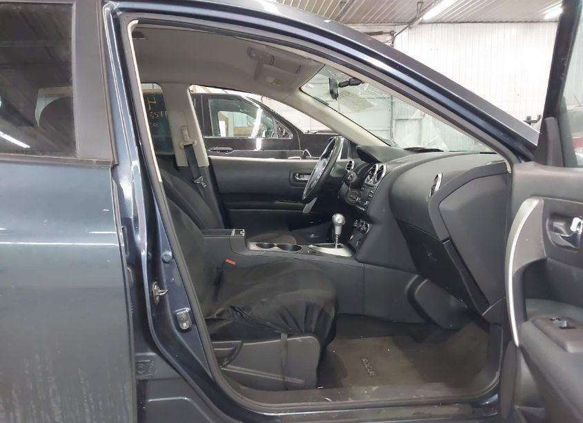 Photo 5 of 2013 Nissan Rogue SV (VIN JN8AS5MV0DW659480)