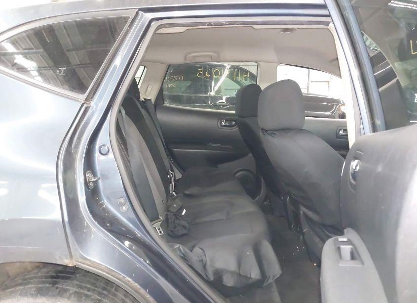 Photo 8 of 2013 Nissan Rogue SV (VIN JN8AS5MV0DW659480)