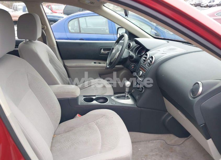 Photo 5 of 2014 Nissan Rogue SELECT S (VIN JN8AS5MV0EW200550)