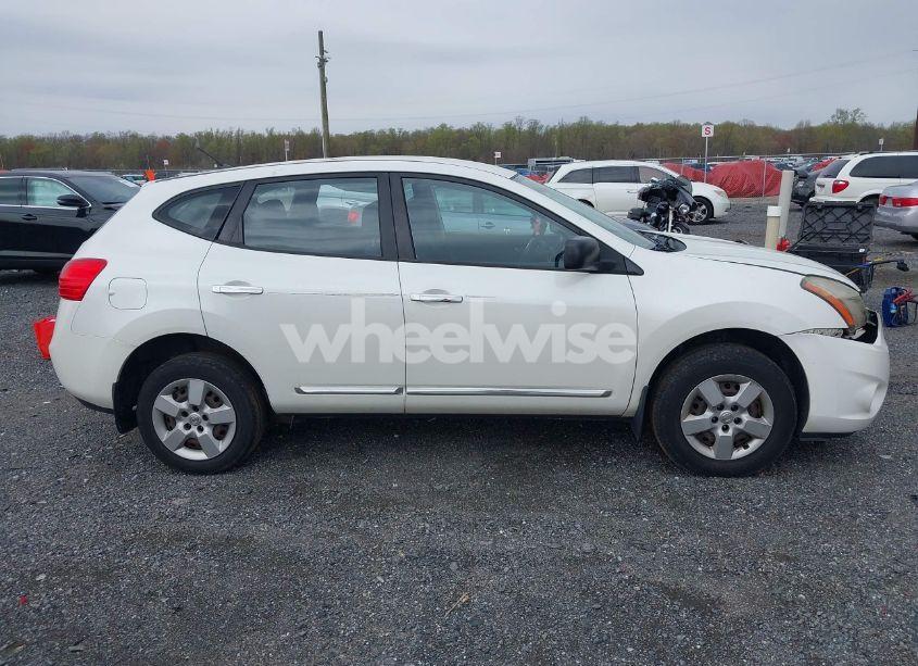 Photo 13 of 2014 Nissan Rogue SELECT S (VIN JN8AS5MV0EW201746)
