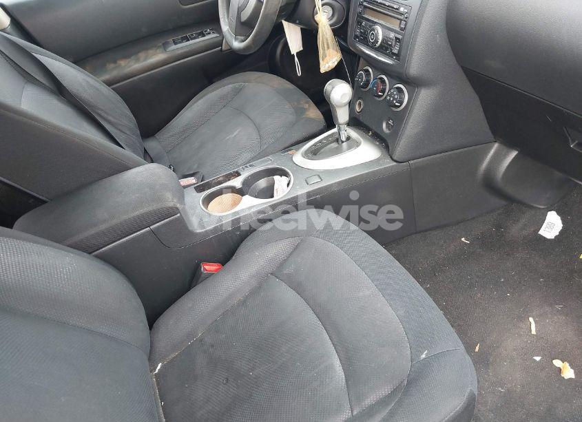 Photo 5 of 2014 Nissan Rogue SELECT S (VIN JN8AS5MV0EW201746)