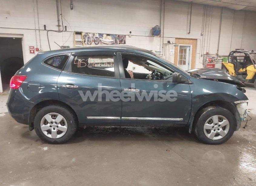Photo 14 of 2014 Nissan Rogue SELECT S (VIN JN8AS5MV0EW702104)