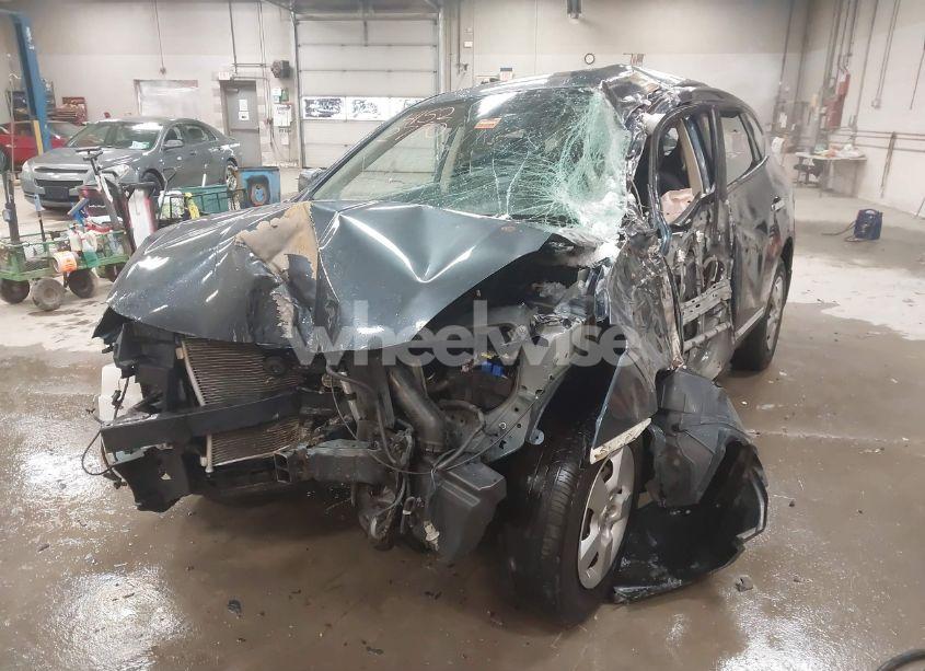 Photo 6 of 2014 Nissan Rogue SELECT S (VIN JN8AS5MV0EW702104)