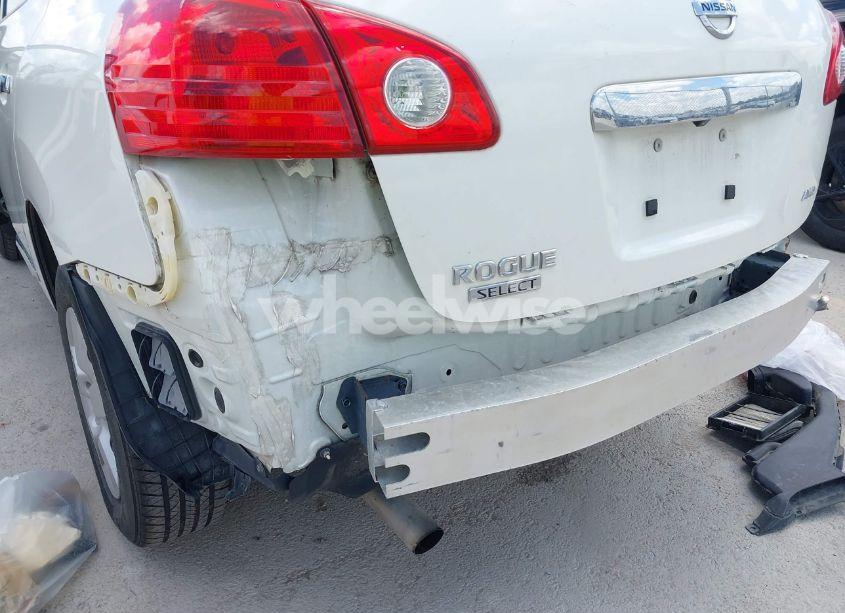 Photo 12 of 2014 Nissan Rogue SELECT S (VIN JN8AS5MV0EW719081)