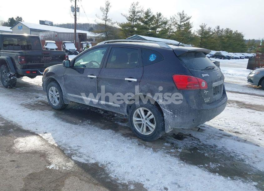 Photo 3 of 2015 Nissan Rogue SELECT S (VIN JN8AS5MV0FW763874)