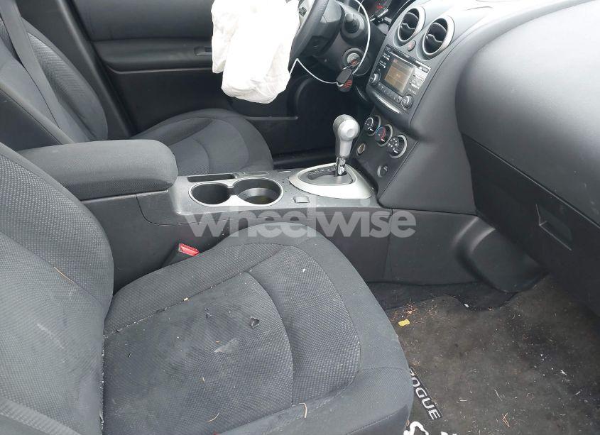 Photo 5 of 2015 Nissan Rogue SELECT S (VIN JN8AS5MV0FW764569)