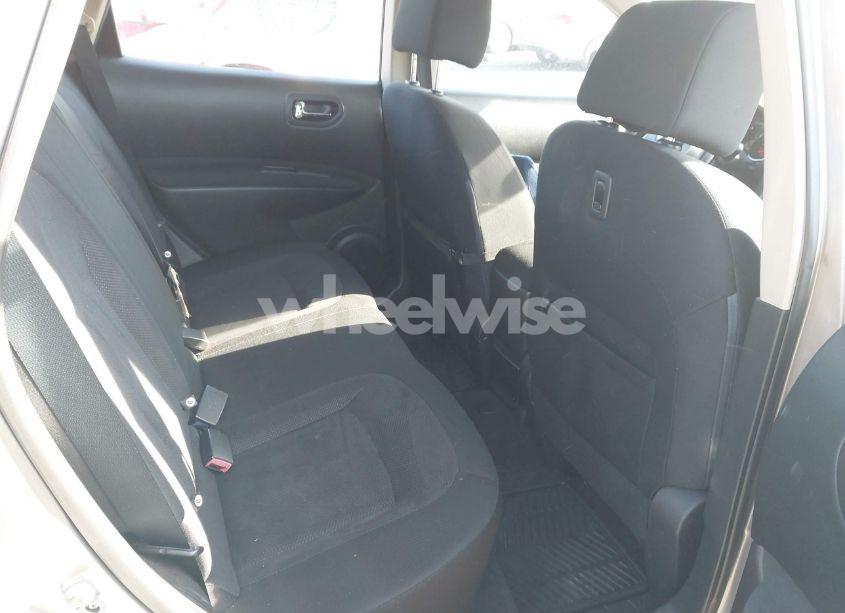 Photo 8 of 2015 Nissan Rogue SELECT S (VIN JN8AS5MV0FW765432)