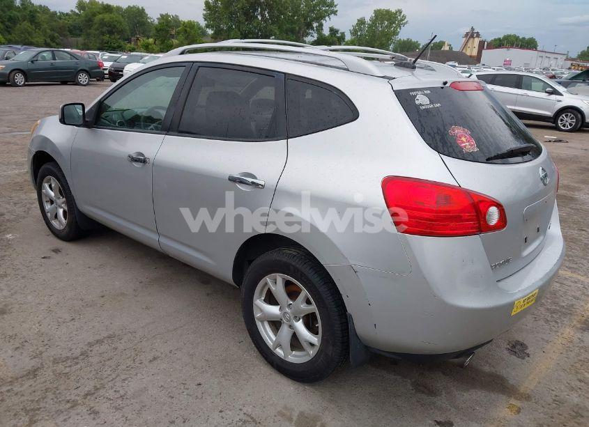 Photo 3 of 2010 Nissan Rogue SL (VIN JN8AS5MV1AW124623)