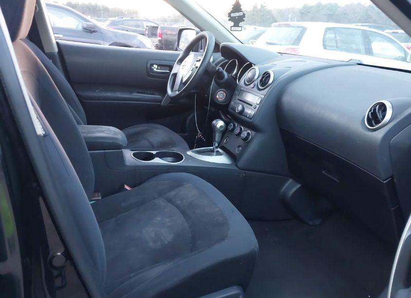 Photo 5 of 2010 Nissan Rogue S (VIN JN8AS5MV1AW128946)