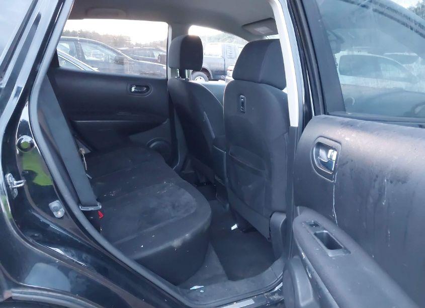 Photo 8 of 2010 Nissan Rogue S (VIN JN8AS5MV1AW128946)