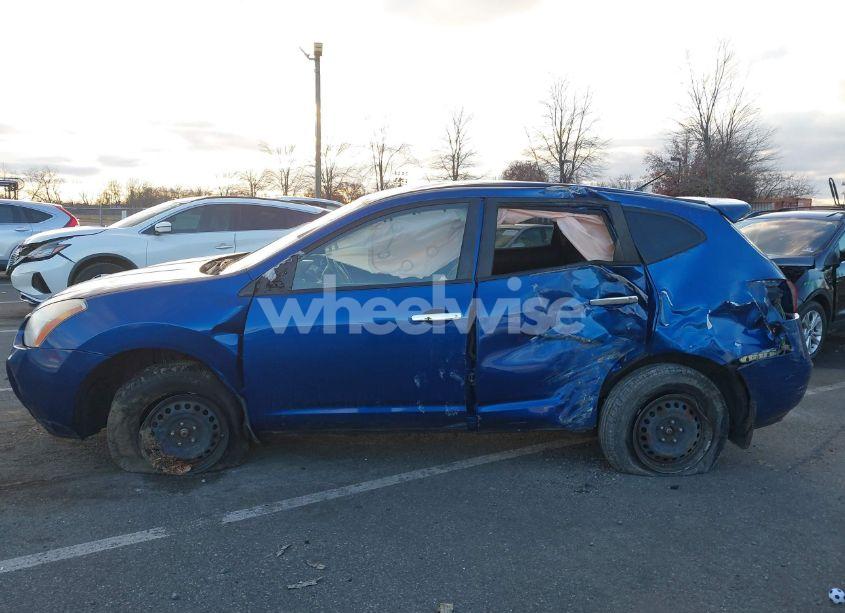 Photo 13 of 2010 Nissan Rogue S (VIN JN8AS5MV1AW135413)