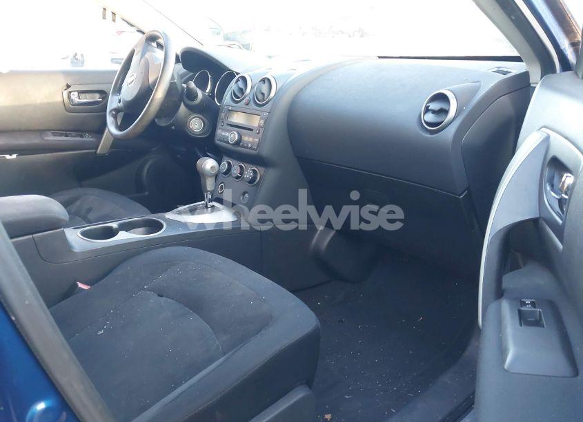 Photo 5 of 2010 Nissan Rogue S (VIN JN8AS5MV1AW135413)