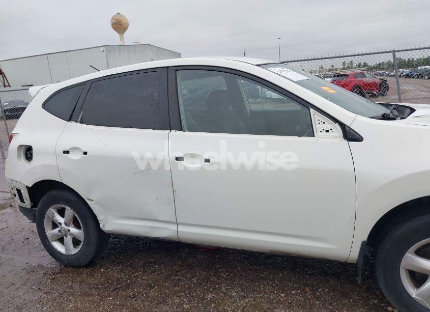 Photo 14 of 2010 Nissan Rogue S (VIN JN8AS5MV1AW137923)