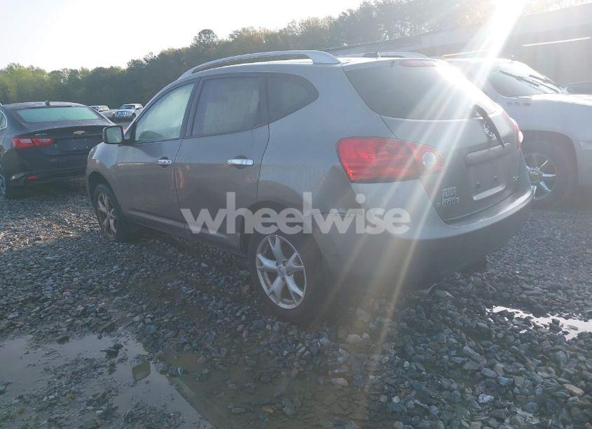 Photo 3 of 2010 Nissan Rogue SL (VIN JN8AS5MV1AW608789)