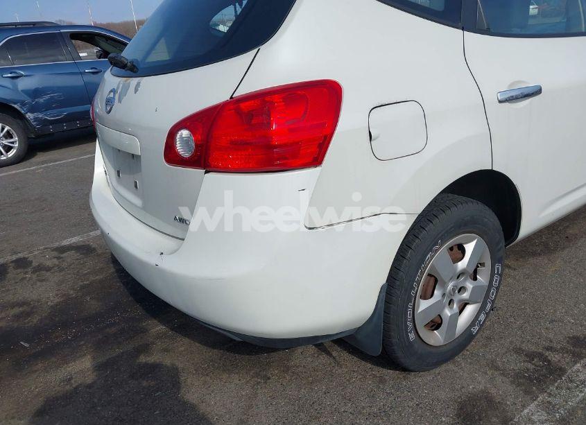 Photo 6 of 2010 Nissan Rogue S (VIN JN8AS5MV1AW611529)