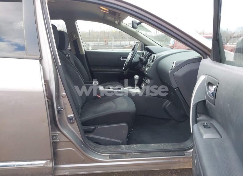 Photo 5 of 2011 Nissan Rogue S KROM EDITION (VIN JN8AS5MV1BW257089)