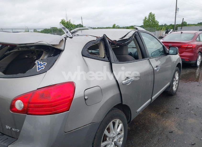 Photo 6 of 2011 Nissan Rogue SV (VIN JN8AS5MV1BW260817)