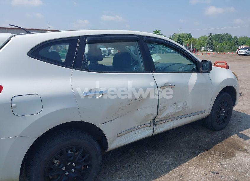 Photo 6 of 2011 Nissan Rogue S (VIN JN8AS5MV1BW280890)