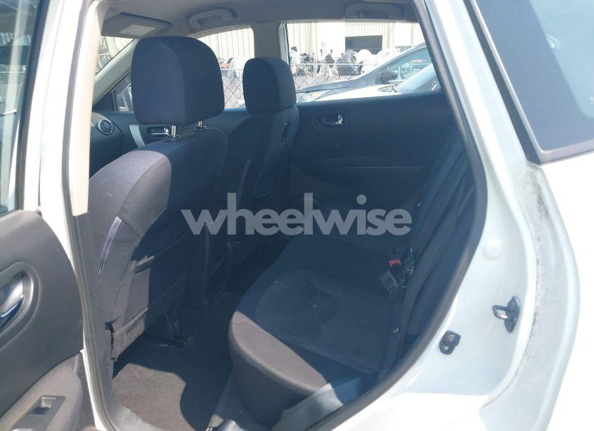 Photo 8 of 2011 Nissan Rogue S (VIN JN8AS5MV1BW280890)