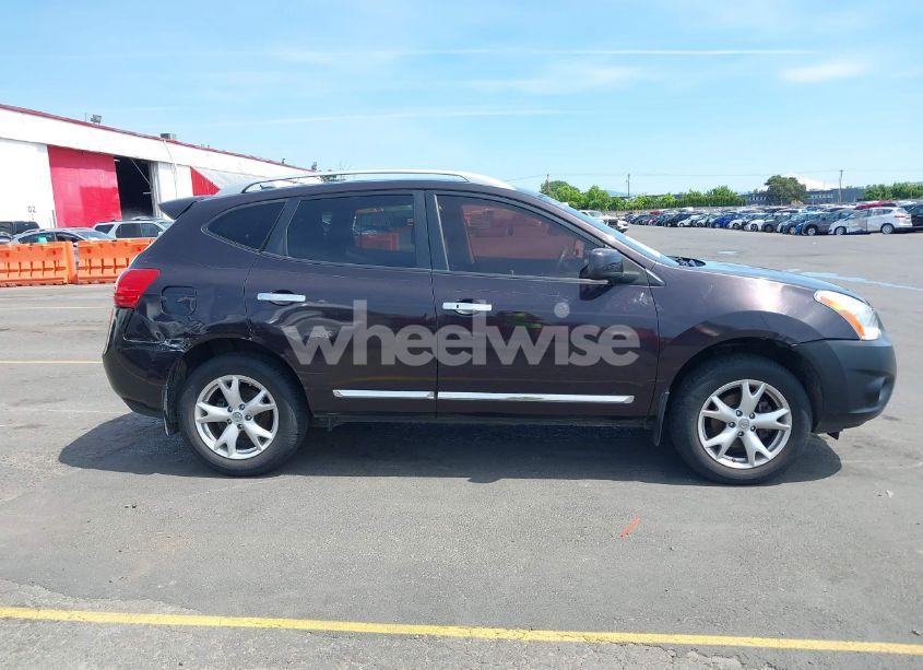 Photo 13 of 2011 Nissan Rogue SV (VIN JN8AS5MV1BW293526)