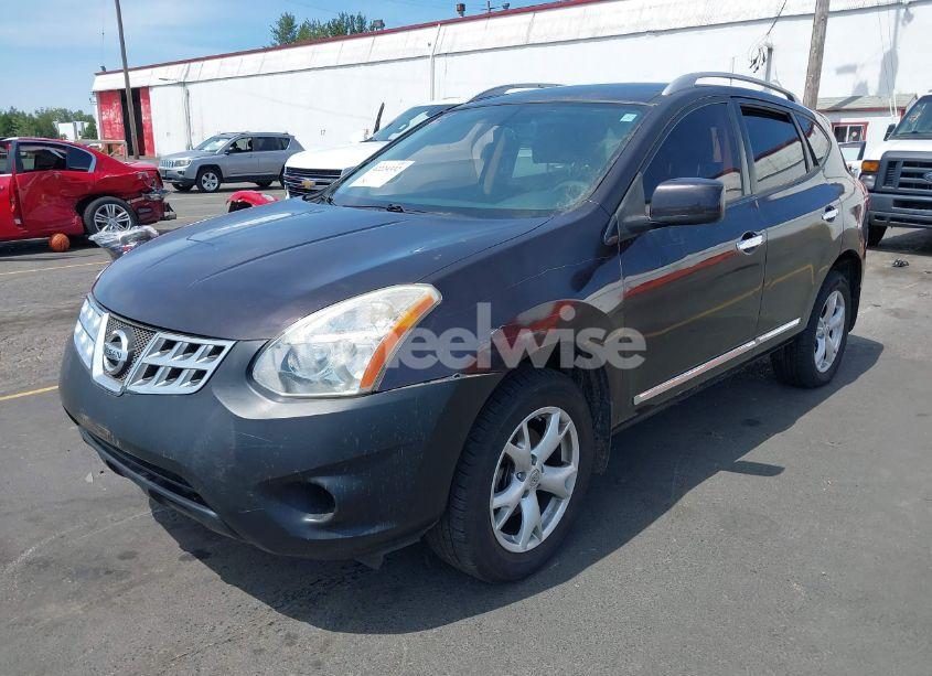Photo 2 of 2011 Nissan Rogue SV (VIN JN8AS5MV1BW293526)