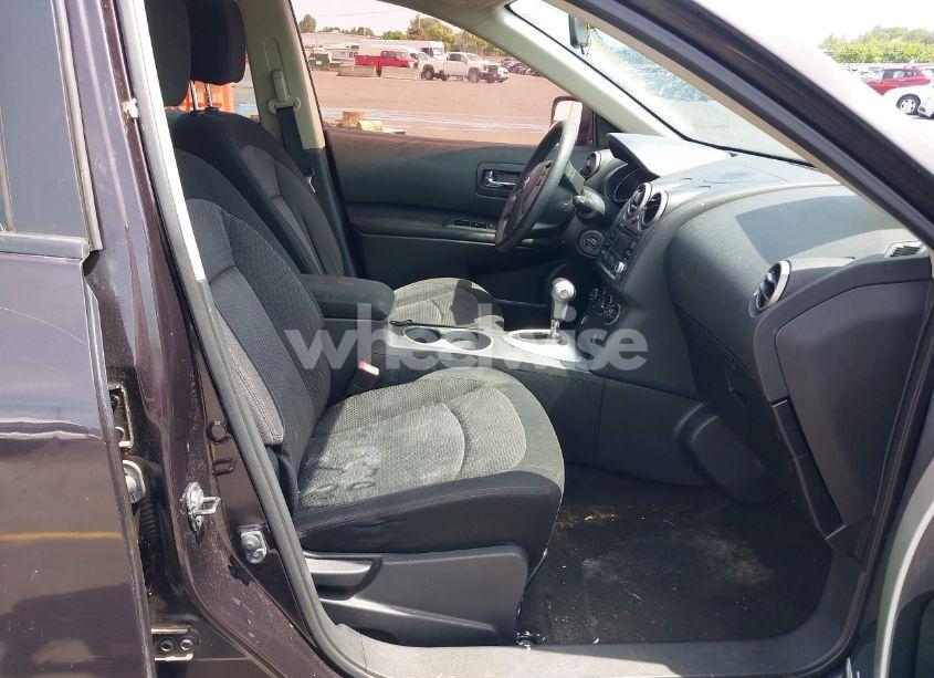 Photo 5 of 2011 Nissan Rogue SV (VIN JN8AS5MV1BW293526)