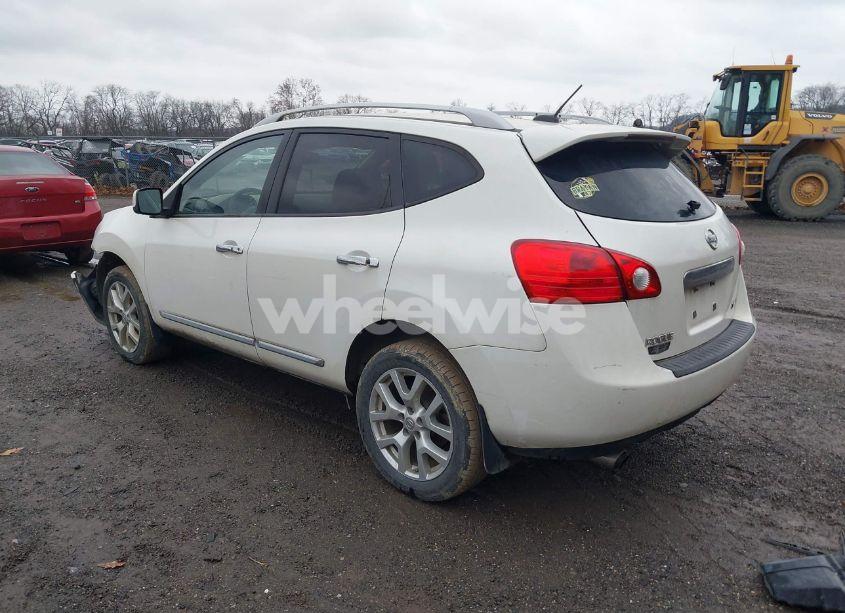 Photo 3 of 2011 Nissan Rogue SV (VIN JN8AS5MV1BW298368)