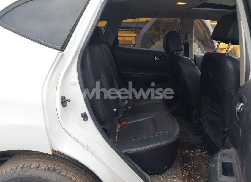 Photo 8 of 2011 Nissan Rogue SV (VIN JN8AS5MV1BW298368)