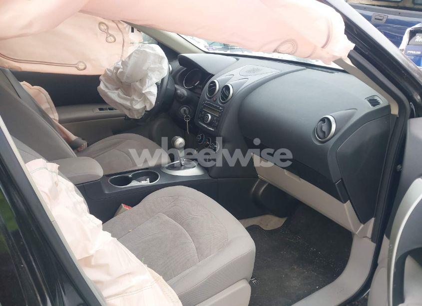 Photo 5 of 2011 Nissan Rogue S (VIN JN8AS5MV1BW305545)