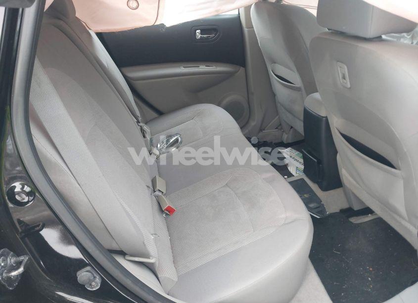 Photo 8 of 2011 Nissan Rogue S (VIN JN8AS5MV1BW305545)